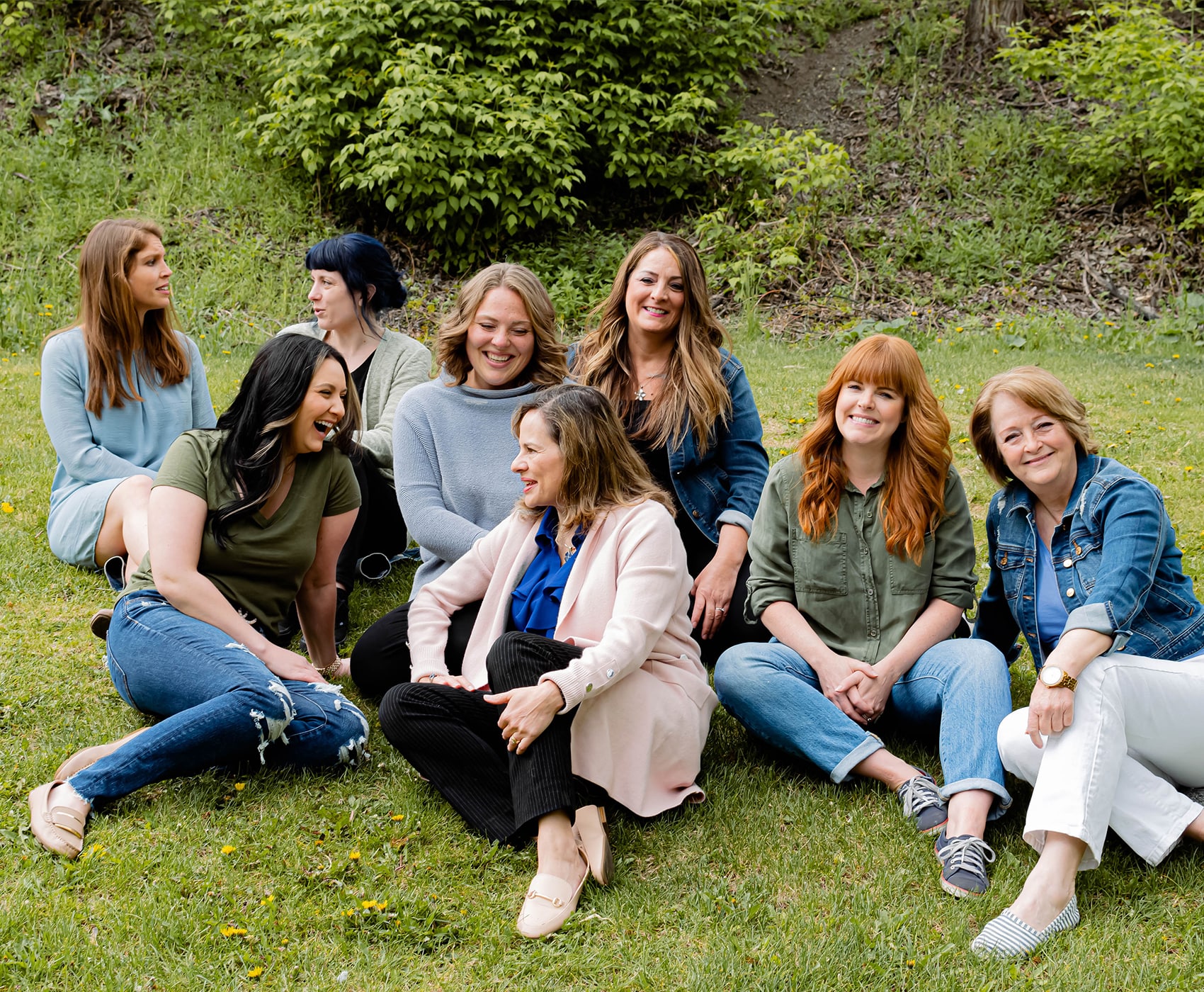 groupshot-1700×1400-03@2x experienced mental health counsellors to aid with grief and loss in Kamloops