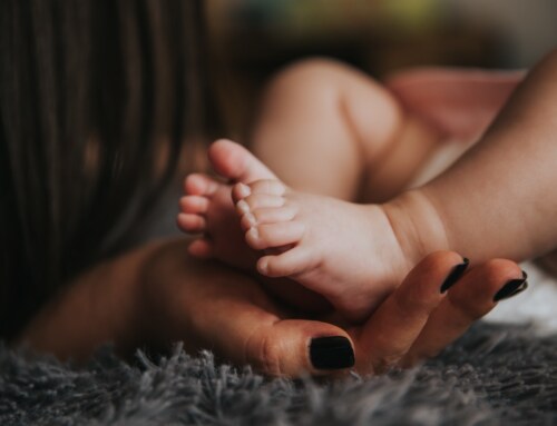 Surviving and Thriving in the Postpartum Period: A Guide for New Moms